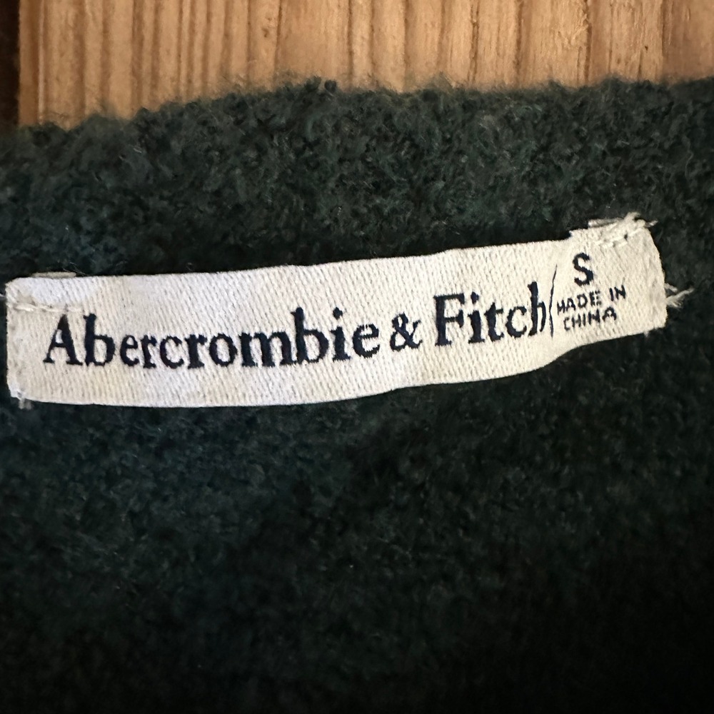 Abercrombie & Fitch Womens Hunter Green Boat Neck Fuzzy Knit Sweater Size Small - Picture 2 of 2